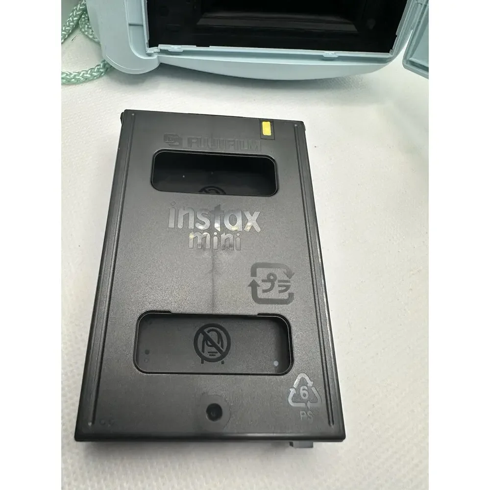 FUJIFILM Instax Mini 8 Blue Instant Film Camera Retro Cam w Strap And Case